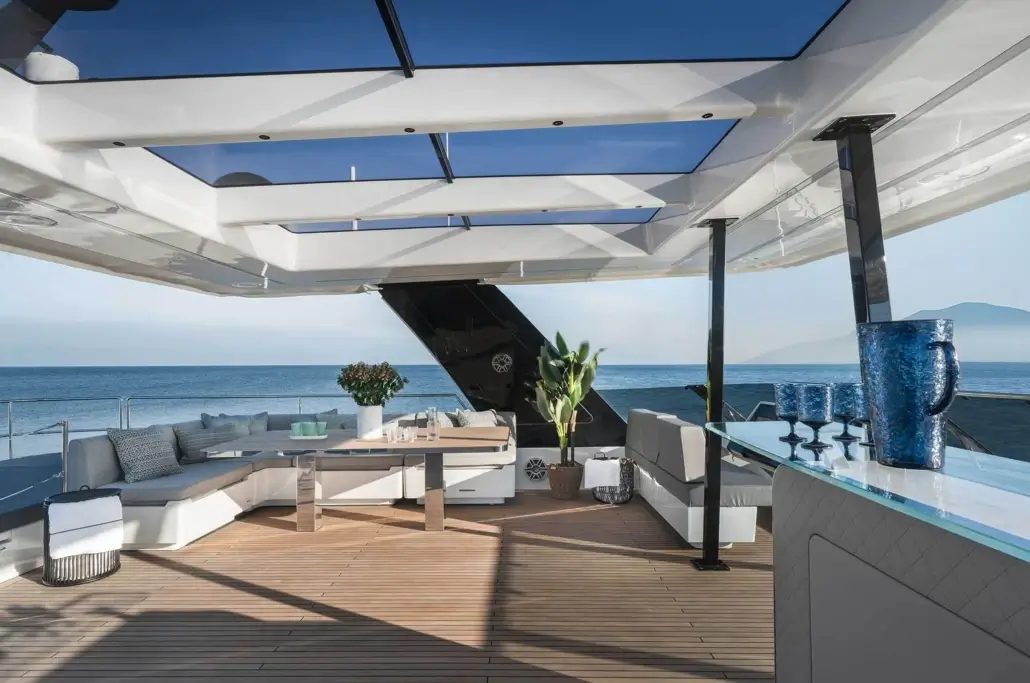 Sunreef 70 Power Amber One 17