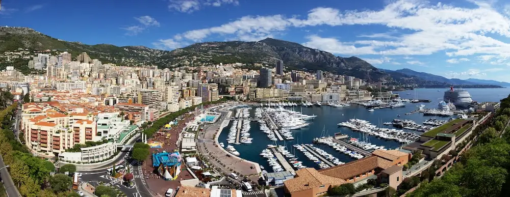 The Unforgettable Experience Of A Luxury Yacht Charter 1