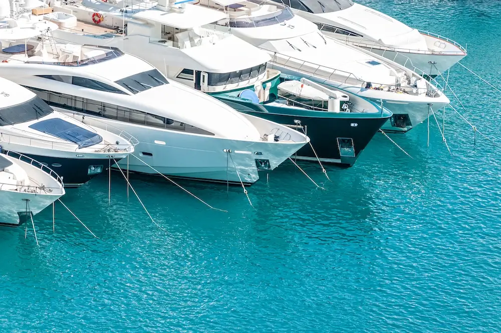 The Unforgettable Experience Of A Luxury Yacht Charter 3