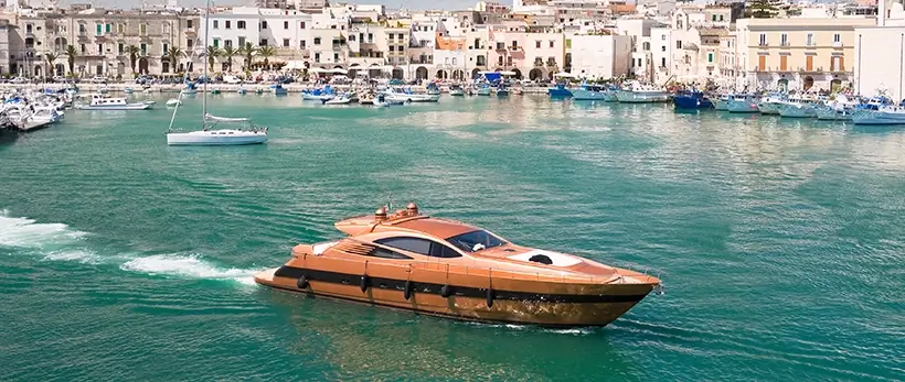 The Unforgettable Experience Of A Luxury Yacht Charter