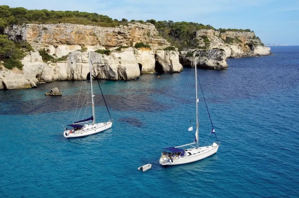 How Do I Choose The Right Yacht For My Group's Needs 6